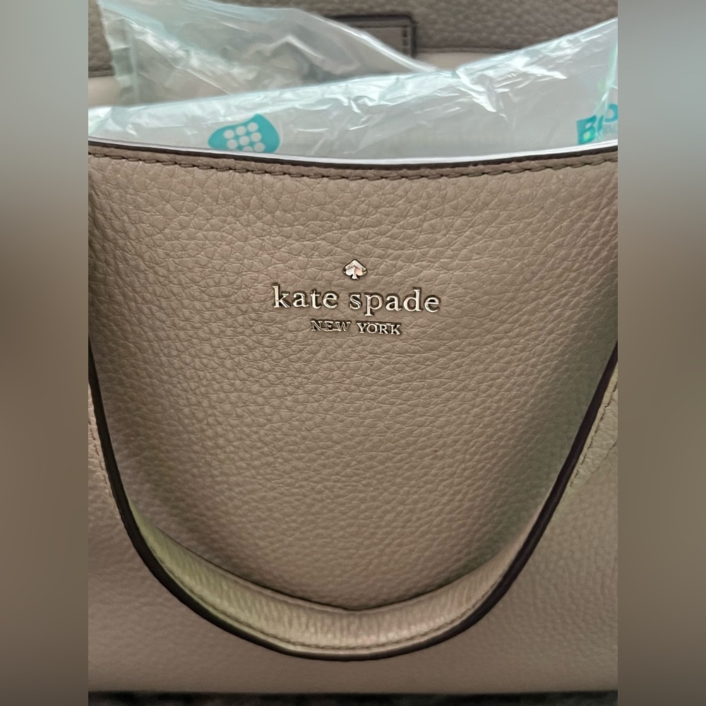 Kate Spade ♠️ Jackson, Medium Triple Compartment Satchel Crossbody Bag - Picture 3 of 12